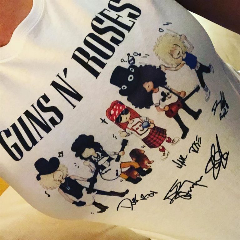 Cartoonish Gun N Rose Signatures Shirts Full Size Up To 5xl photo review