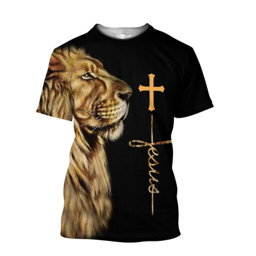Lion belong to Jesus Over Printed Hoodie